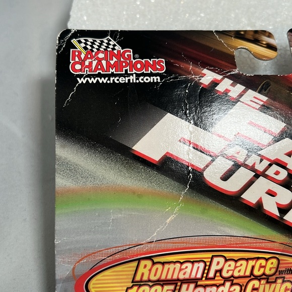 Roman Pearce and 95 Honda Civic 1:64 Scale Size From Fast and Furious - Picture 10 of 11